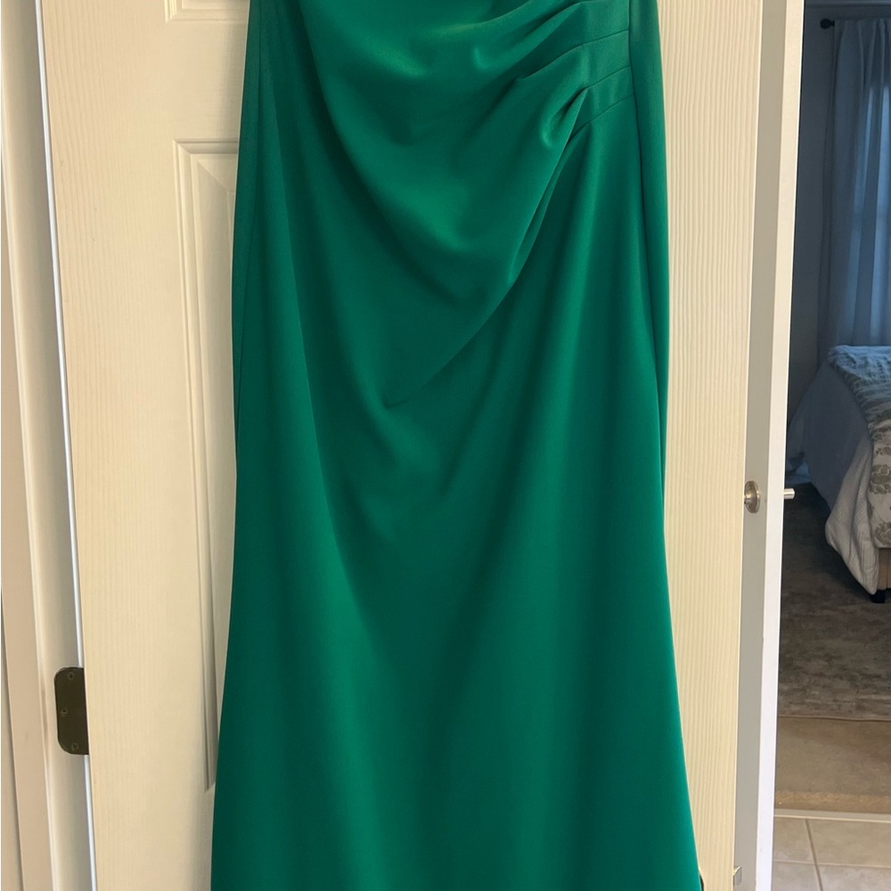 Betsy & Adam Strapless Green Formal Dress with Floral Applique - Picture 4 of 6